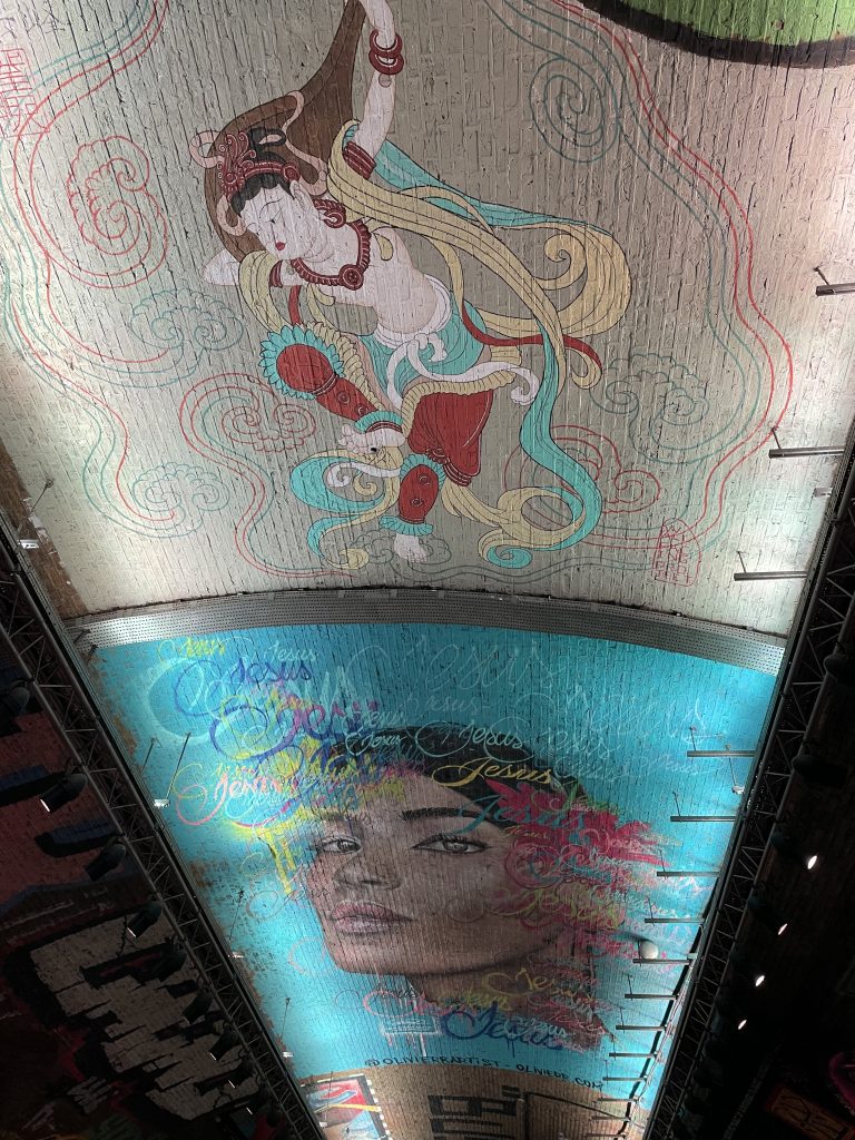 Découvrez le Banksy Tunnel, dans lequel vous pourrez admirer du street art