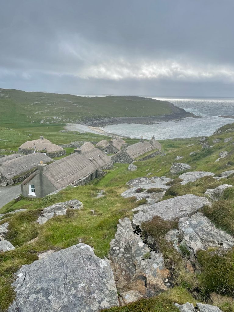 Gearrannan, le village traditionnel écossais avec ses Blackhouses