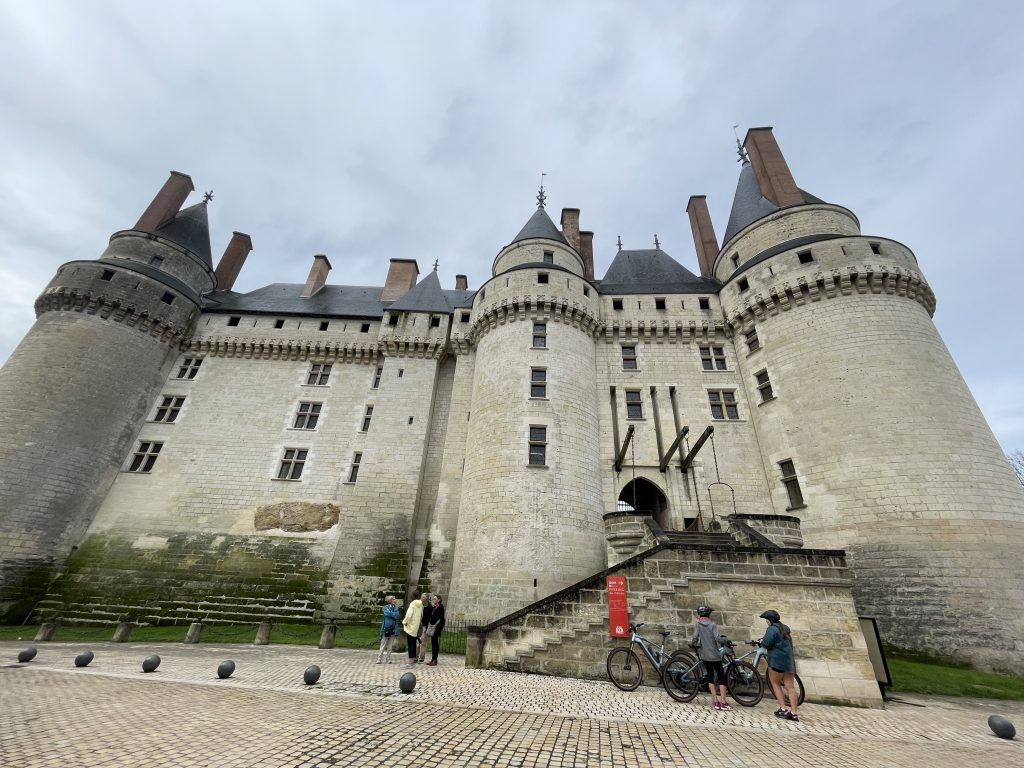 Découvrez le château de Langeais, théâtre d'un mariage qui marqua l'histoire de France
