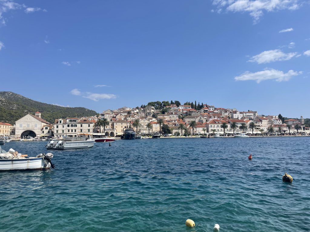 Découvrez l'île de Hvar, la célèbre île croate