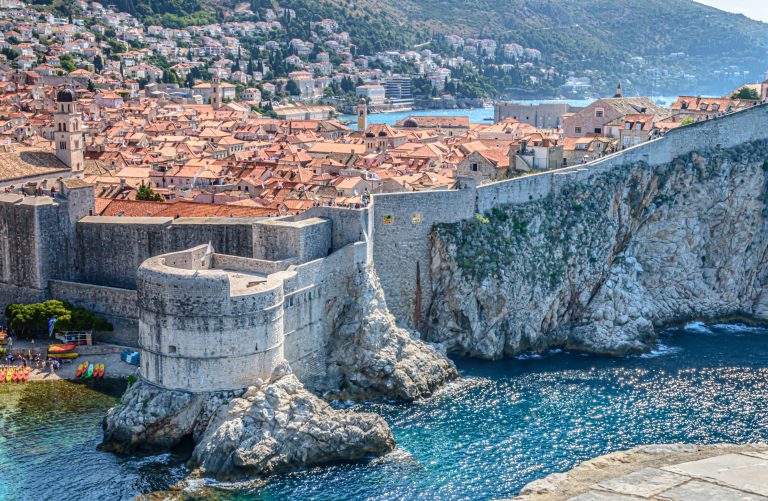 Lire la suite à propos de l’article Road Trip en Croatie : Entre Côtes Adriatiques et Villes Médiévale