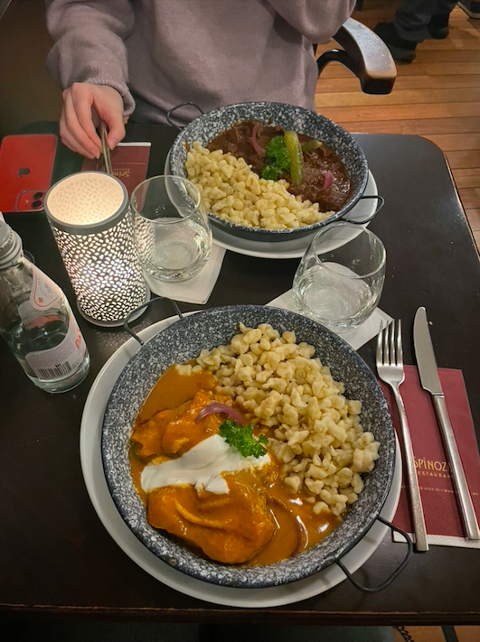 Dégustez un goulasch avec des spatzles