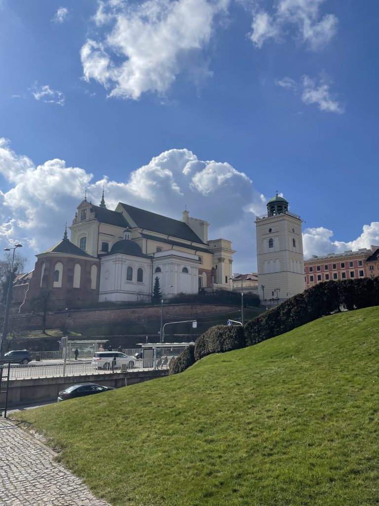 Découvrez le Palais Royal et sa chapelle