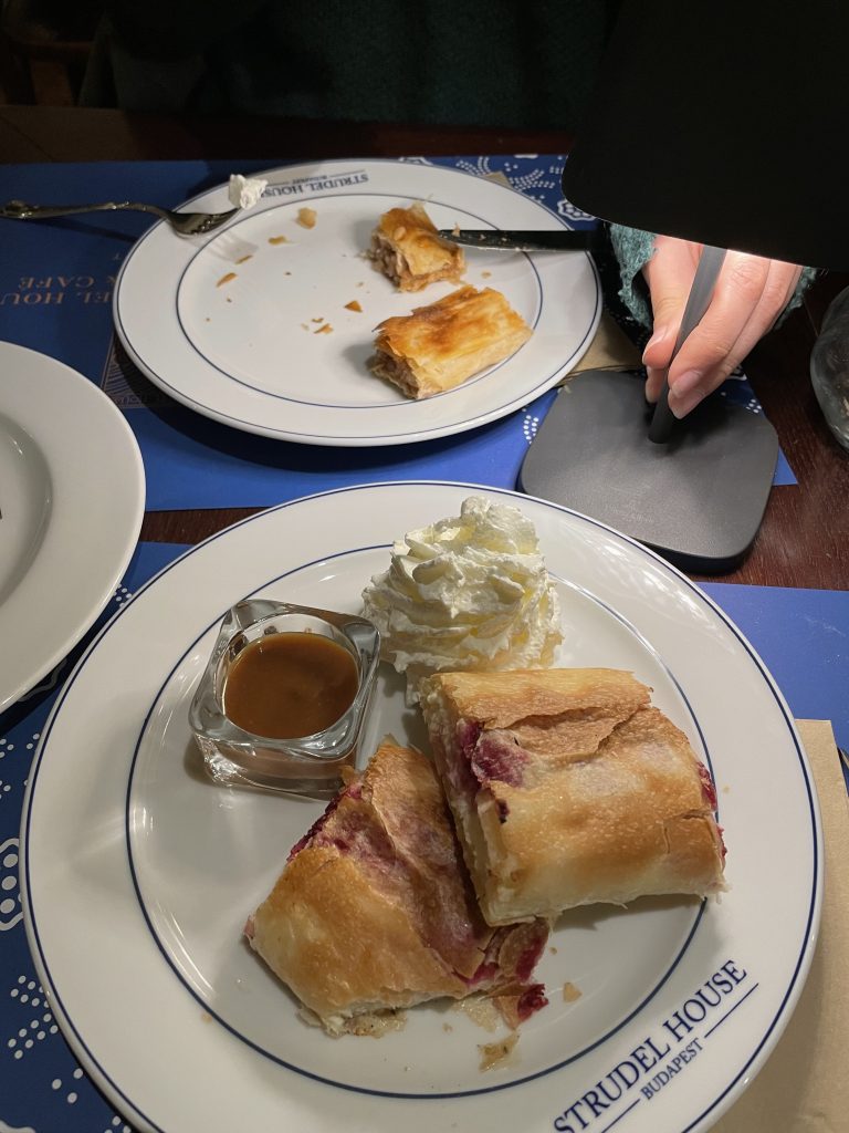 Découvrez les Retes, strudel hongrois traditionnels