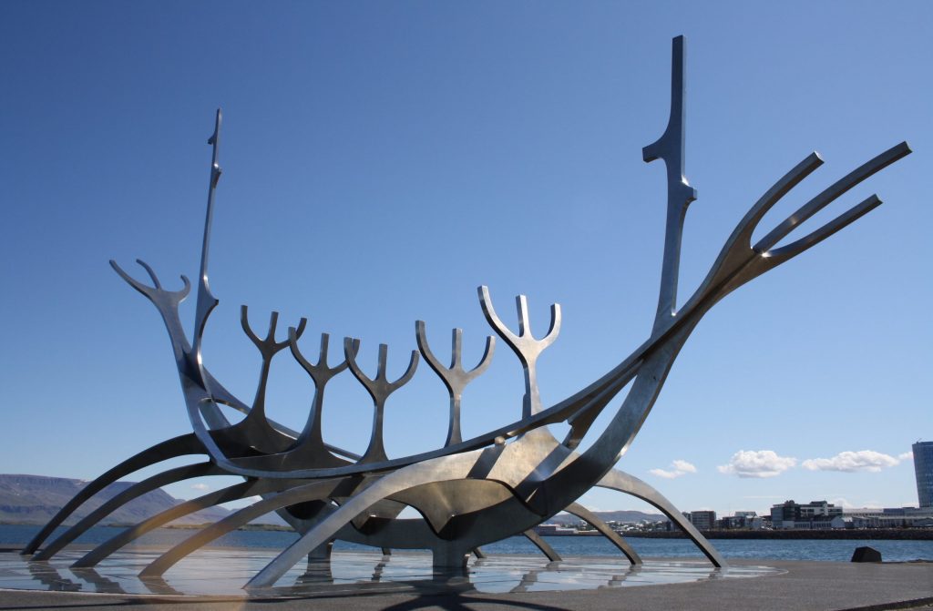 Découvrez la scultpure le Voyageur du soleil