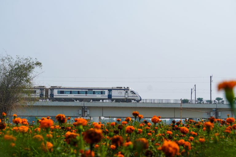 Lire la suite à propos de l’article Aides & réductions pour le train : voyager responsable au meilleur prix en France et en Europe